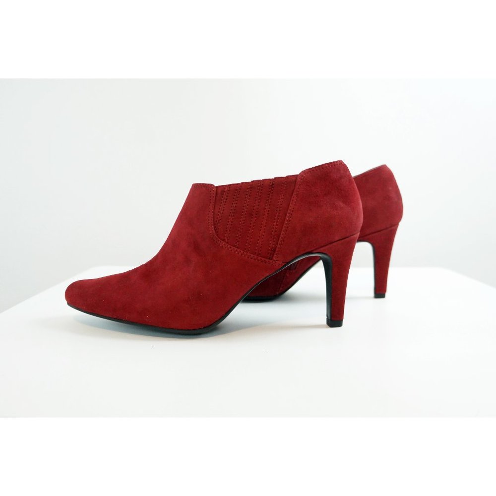 Ellen Tracy Ankle Boots, Heels